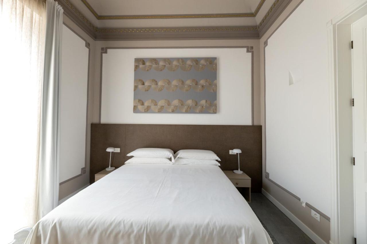 Riflessi Acireale Palace Suites エクステリア 写真
