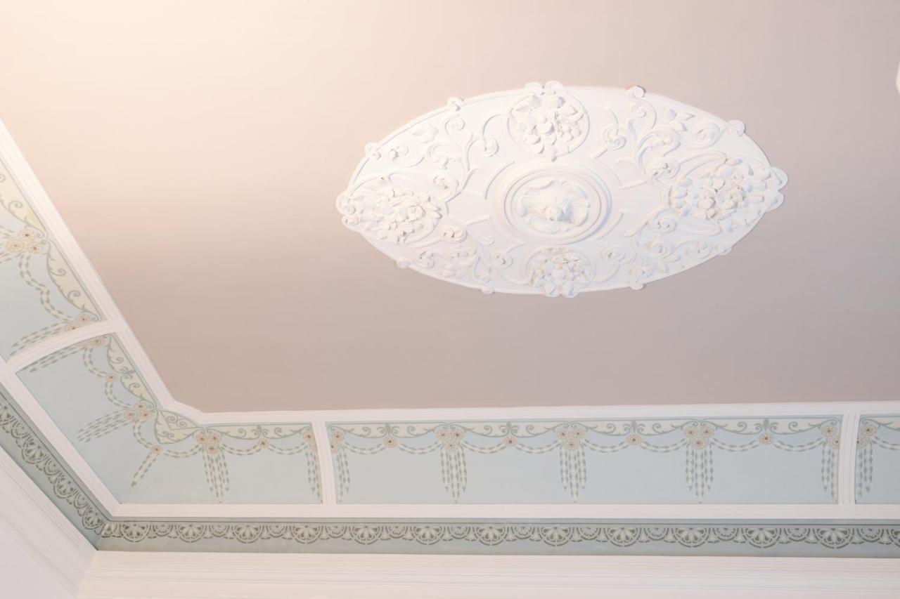 Riflessi Acireale Palace Suites エクステリア 写真